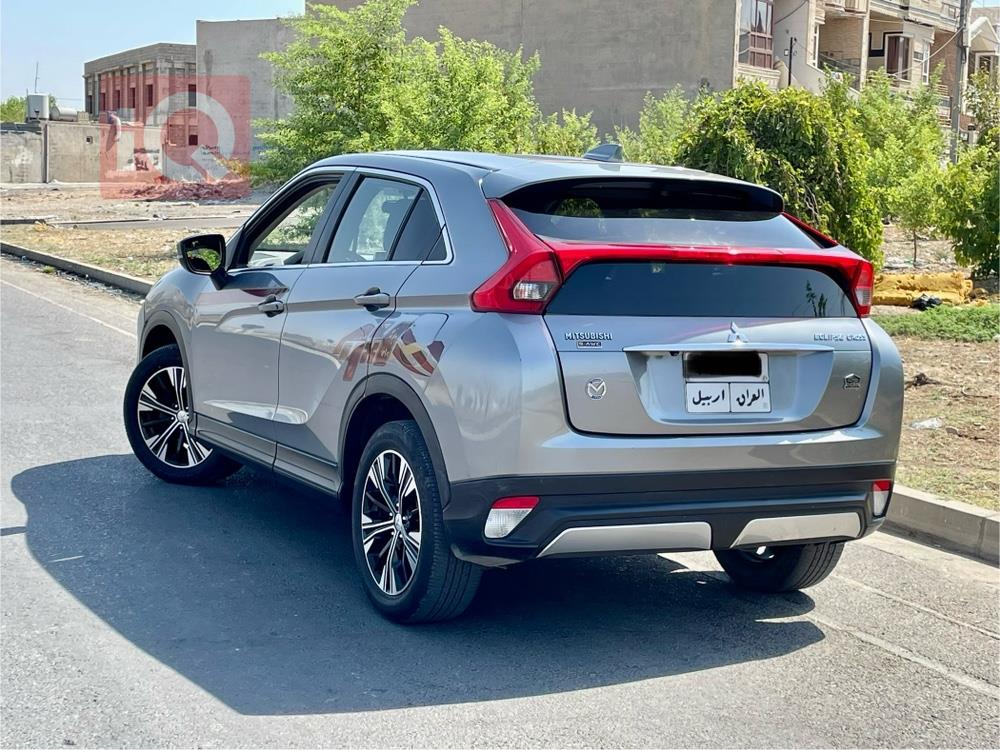 ميتسوبيشي إكليبس كروس